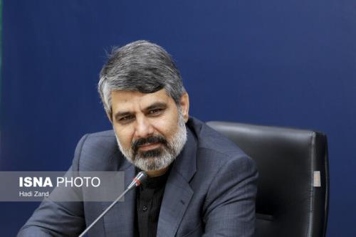 مشکل تئاتر شهر با حصارکشی حل نمی گردد