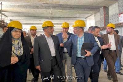 تاکید ضرغامی بر تکمیل پروژه متروی بهارستان - اصفهان