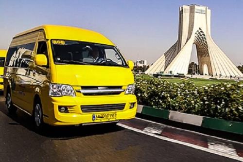 تاکسی های گردشگری در تهران تردد می کنند