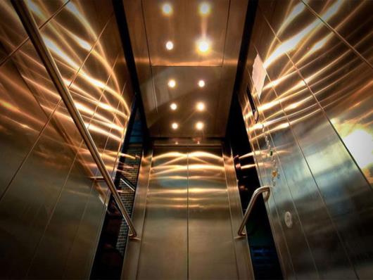راهنمای کاملی برای انتخاب و خرید آسانسور مناسب برای نیازهای شما