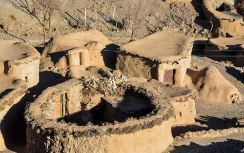 روستای عجیبی که اهالی آن قد کوتاهی دارند